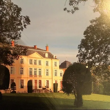 Alojamento de Acomodação e Pequeno-almoço Chateau De Saint Trys Anse
