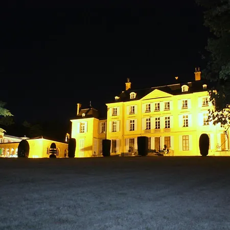 Chateau De Saint Trys Alojamento de Acomodação e Pequeno-almoço *